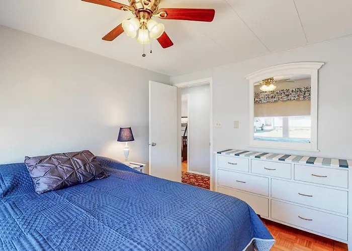 Exeter Road Daydream Holiday home *